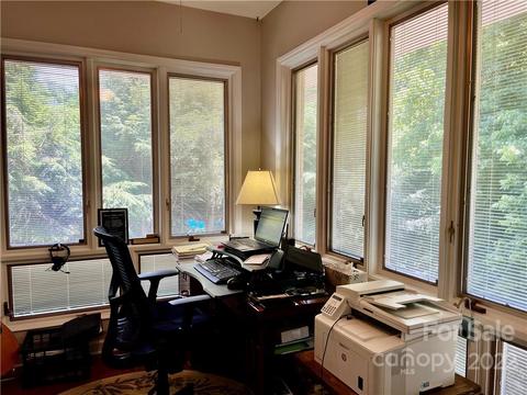 135 Pearson Dr, Morganton, NC 28655 photo 11