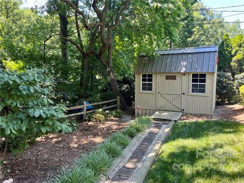 135 Pearson Dr, Morganton, NC 28655 photo 34