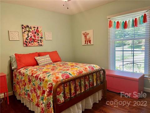 135 Pearson Dr, Morganton, NC 28655 photo 20