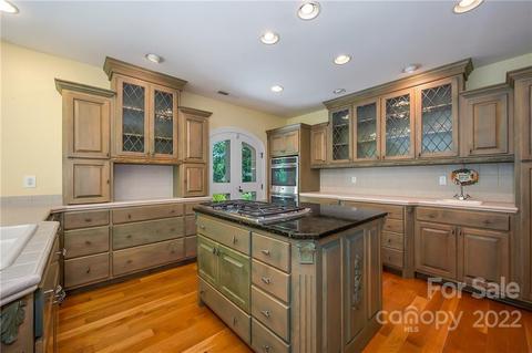 140 Jericho Dr, Tryon, NC 28782 photo 12