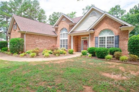 2938 Fox Den Dr, Monroe, NC 28110 photo 2