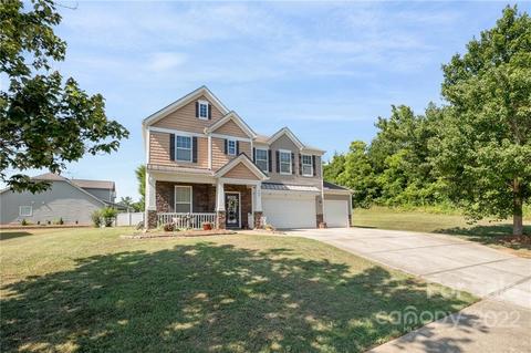 105 Haystack Rd, Mount Holly, NC 28120 photo 1