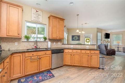 105 Haystack Rd, Mount Holly, NC 28120 photo 12