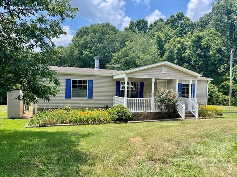 1255 Colonial Rd, Clover, SC 29710 photo 1