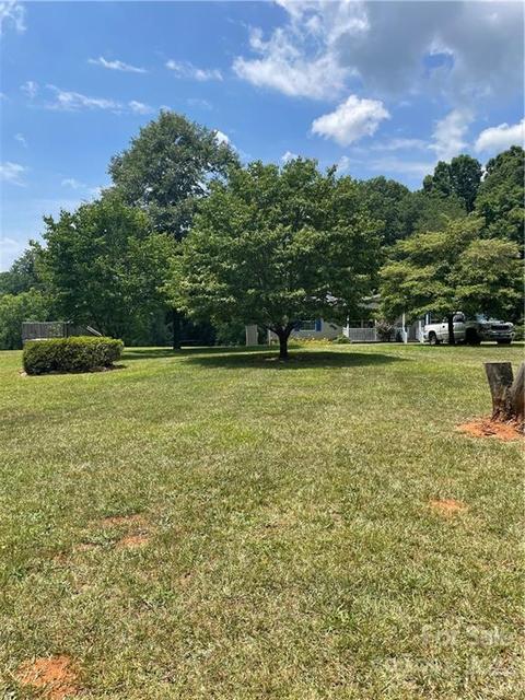 1255 Colonial Rd, Clover, SC 29710 photo 17