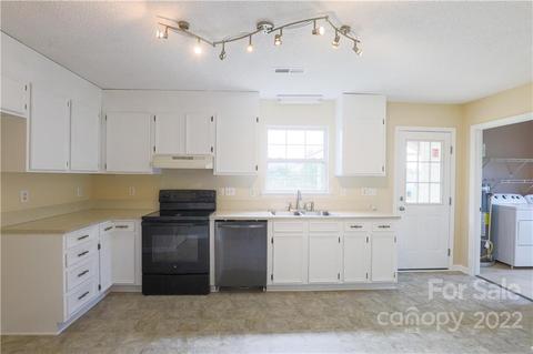 5124 Willow Run Dr, Monroe, NC 28110 photo 6