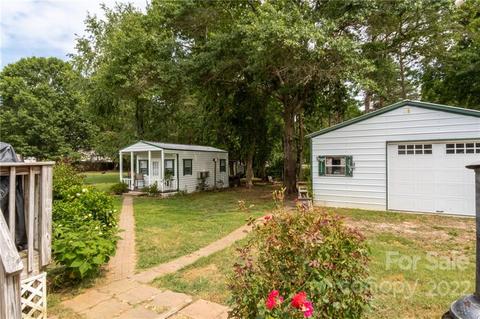 731 Pinehaven Cir, Clover, SC 29710 photo 6