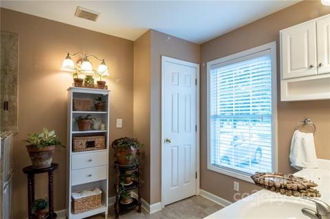 731 Pinehaven Cir, Clover, SC 29710 photo 18