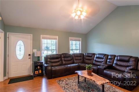 731 Pinehaven Cir, Clover, SC 29710 photo 11