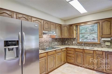8 Lynnette Dr, Fairview, NC 28730 photo 12