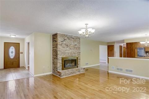 8 Lynnette Dr, Fairview, NC 28730 photo 7