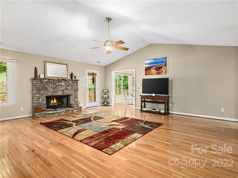 38 Eagle Crest Way, Fairview, NC 28730 photo 7