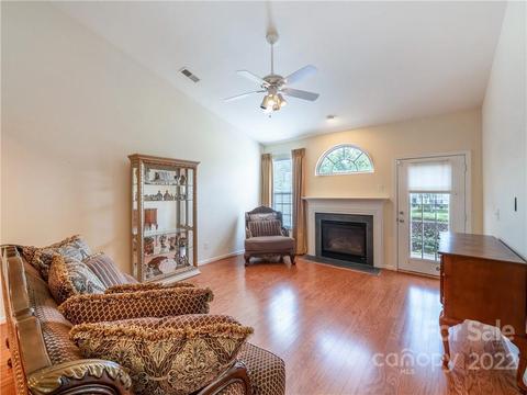 216 Garnet Ct, Fort Mill, SC 29708 photo 9