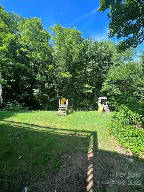 32 Duncan St, Spruce Pine, NC 28777 photo 15