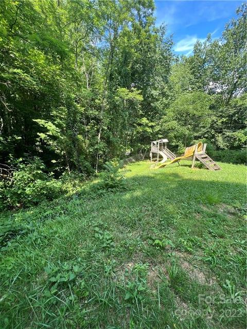 32 Duncan St, Spruce Pine, NC 28777 photo 13