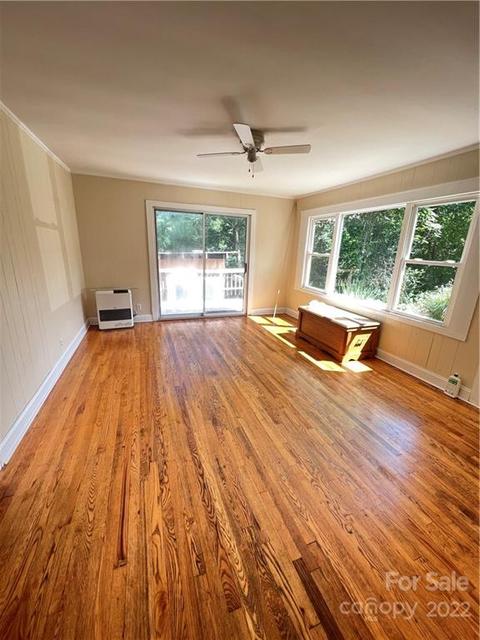 32 Duncan St, Spruce Pine, NC 28777 photo 3
