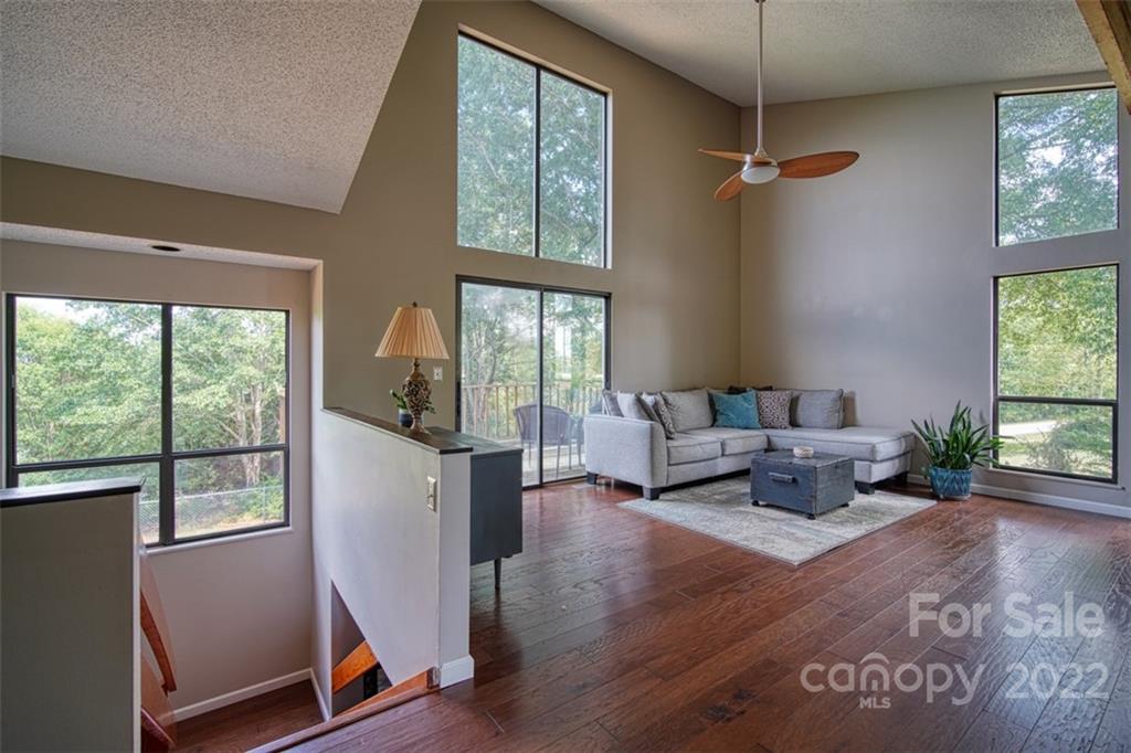 10 Orchard 1 Dr Unit 1  