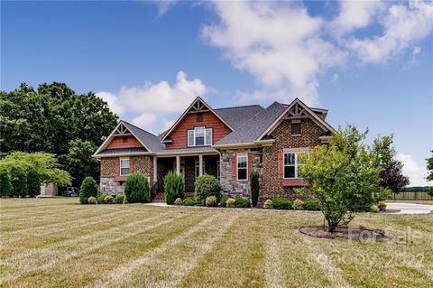 2832 Smith Field Dr, Monroe, NC 28110 photo 2