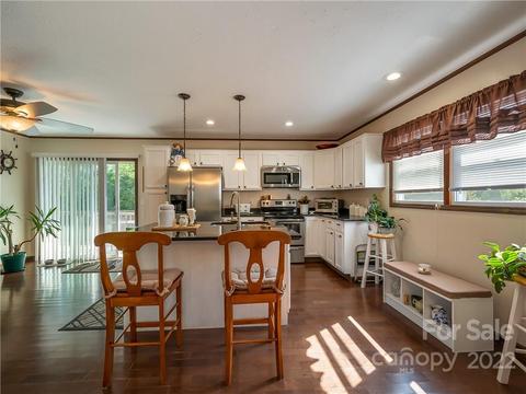 621 Roper Rd, Flat Rock, NC 28731 photo 9
