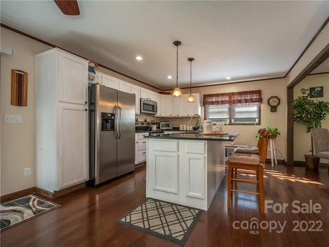 621 Roper Rd, Flat Rock, NC 28731 photo 11