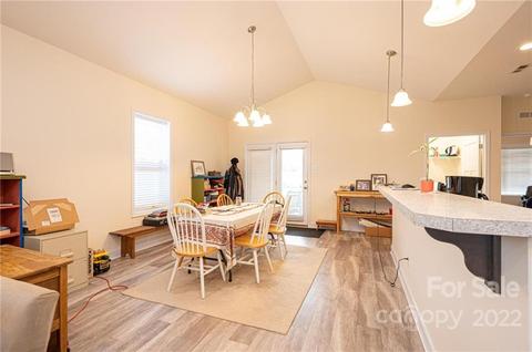 1080 33rd Avenue Ne Loop NE, Hickory, NC 28601 photo 9