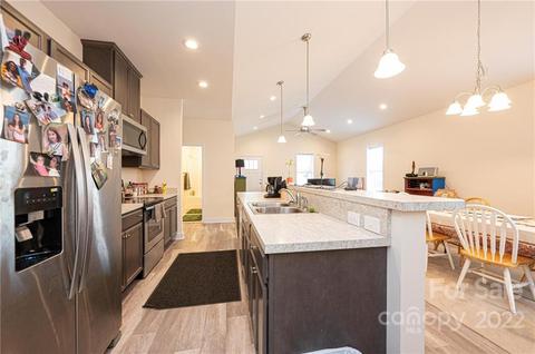1080 33rd Avenue Ne Loop NE, Hickory, NC 28601 photo 14