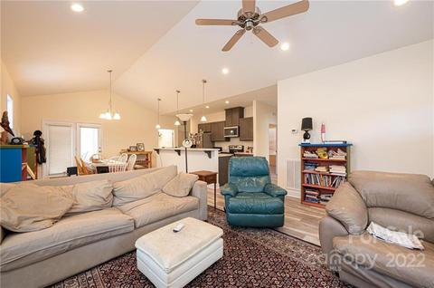 1080 33rd Avenue Ne Loop NE, Hickory, NC 28601 photo 7