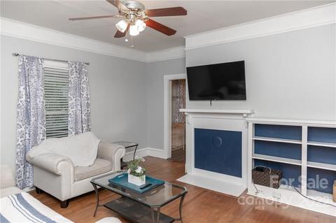407 E 11th St, Kannapolis, NC 28083 photo 4