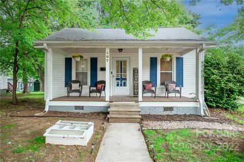 407 E 11th St, Kannapolis, NC 28083 photo 1