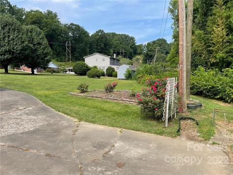 53 E Glenview St, Marion, NC 28752 photo 4