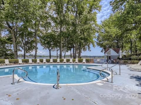 332 Northwest Dr, Davidson, NC 28036 photo 4