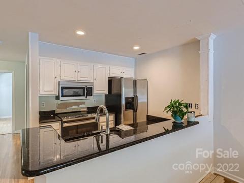 332 Northwest Dr, Davidson, NC 28036 photo 5