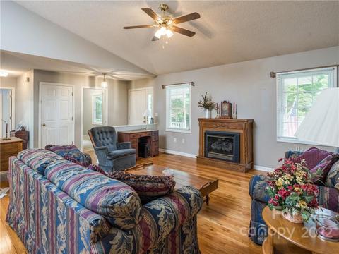 7 Pheasant Dr, Fairview, NC 28730 photo 10