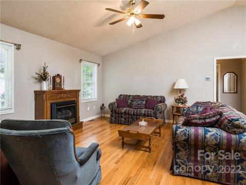 7 Pheasant Dr, Fairview, NC 28730 photo 8