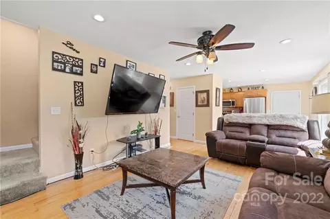 103 Noble Rd, Fairview, NC 28730 photo 3