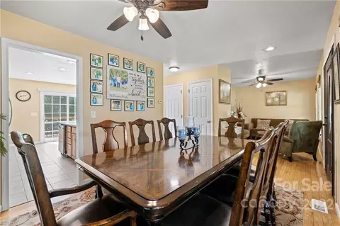 103 Noble Rd, Fairview, NC 28730 photo 6