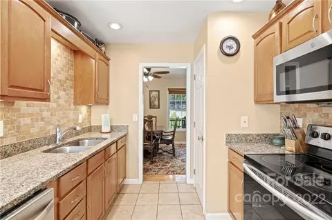 103 Noble Rd, Fairview, NC 28730 photo 9
