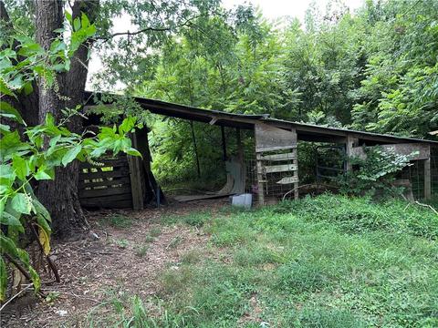 203 Kimmon Rd, Harmony, NC 28634 photo 9