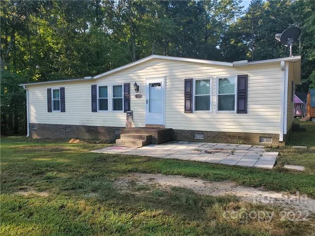 104 Edgewood Dr #10, China Grove, NC 28023