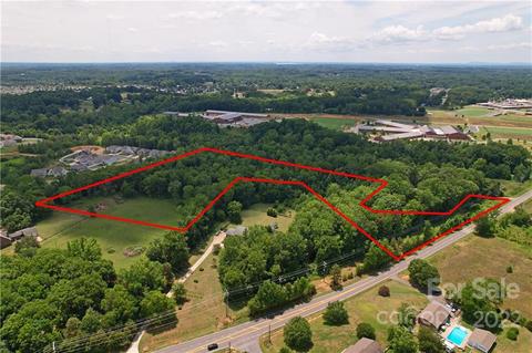1540 Coddle Creek Hwy, Mooresville, NC 28115