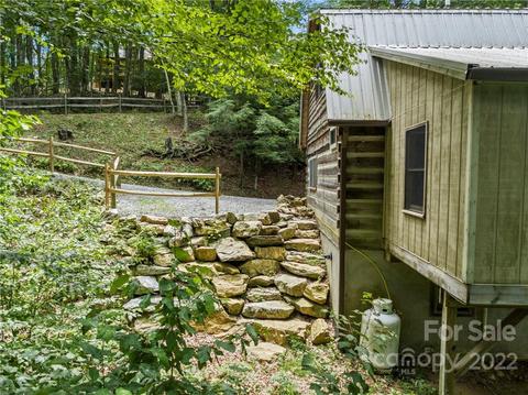768 Mcdaris Loop, Mars Hill, NC 28754 photo 27