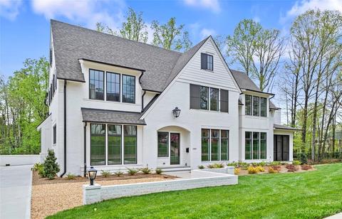 2509 Montrose Ct, Charlotte, NC 28207