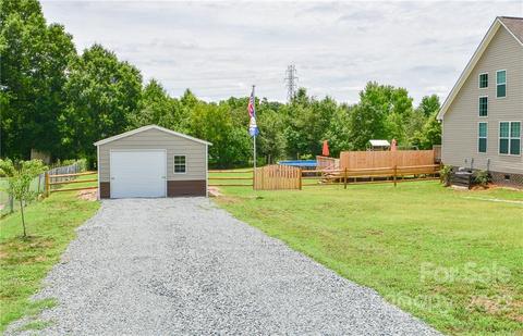 3329 Emerald Pointe Ct, Monroe, NC 28110 photo 2