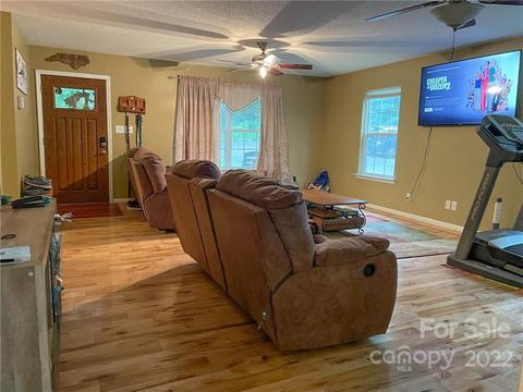 1622 Silver St, Morganton, NC 28655 photo 11