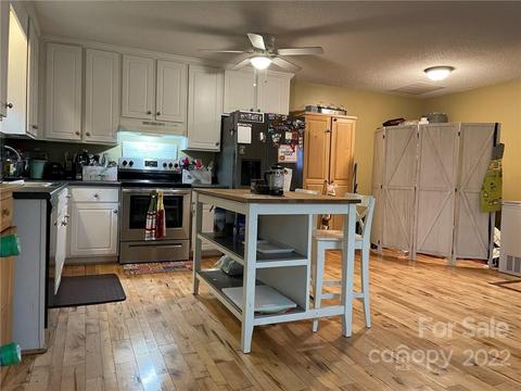 1622 Silver St, Morganton, NC 28655 photo 7