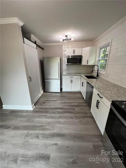 112 Wright Ter, Clover, SC 29710 photo 5