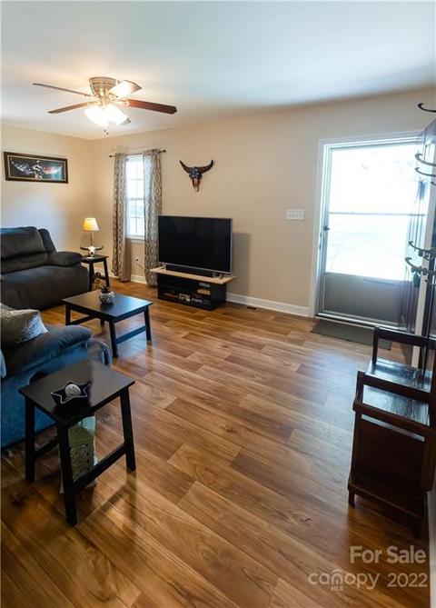 1246 Laurel Ave, Lancaster, SC 29720 photo 6