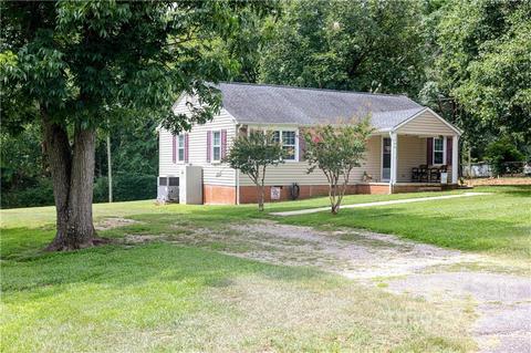 1246 Laurel Ave, Lancaster, SC 29720 photo 3