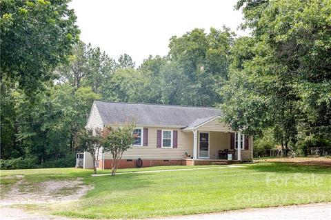 1246 Laurel Ave, Lancaster, SC 29720 photo 4