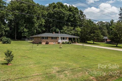 1981 Wall St, Morganton, NC 28655 photo 11
